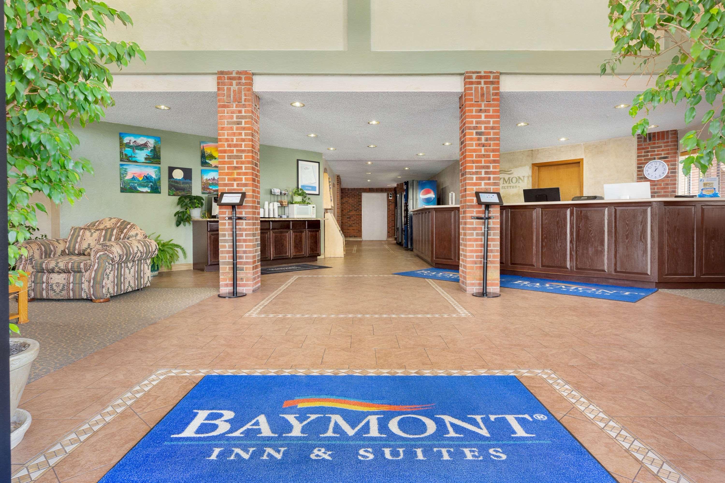 Baymont By Wyndham Cortez Exterior foto